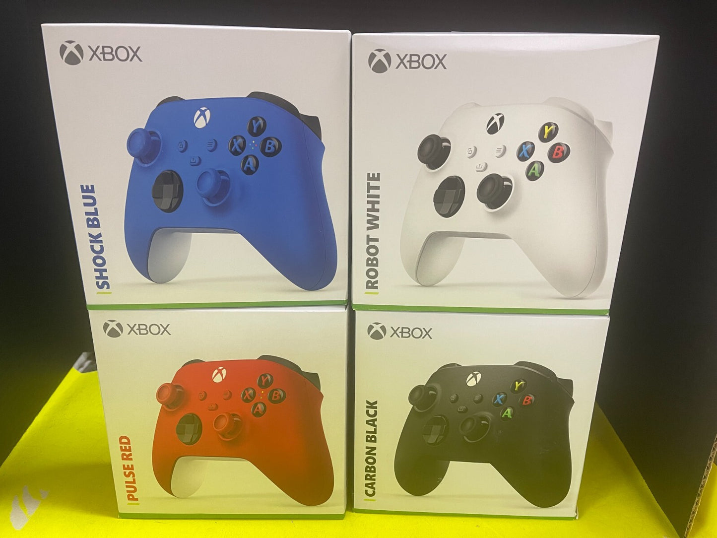 Xbox Series X|S Wireless Controller – Carbon Black ,Robot White ,Pulse Red ,Shock Blue